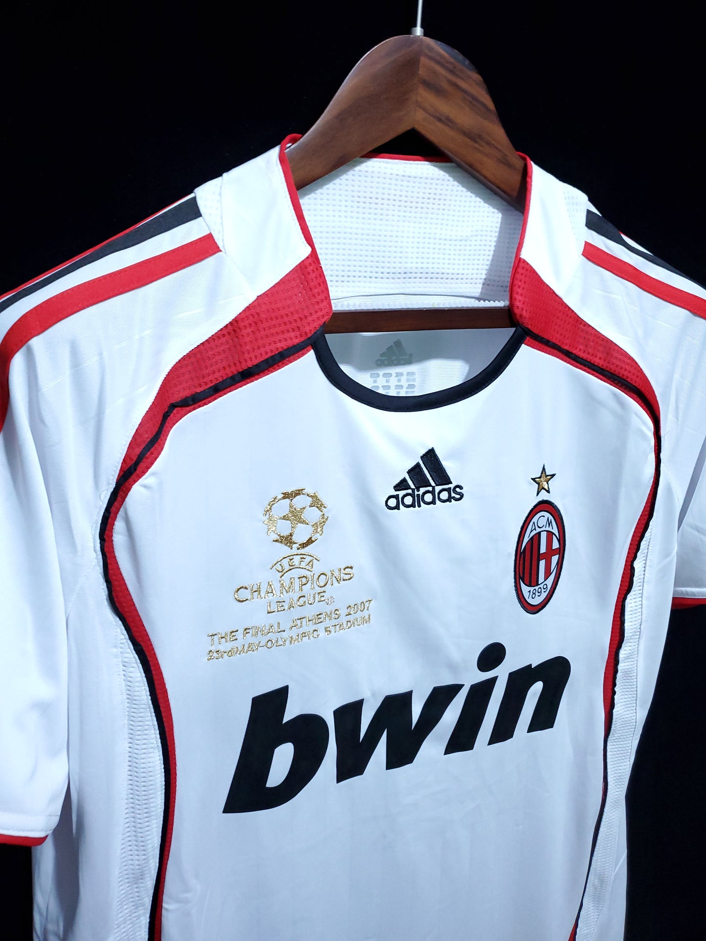 AC Milan (KAKA 22) Retro Away Jersey 2006/2007